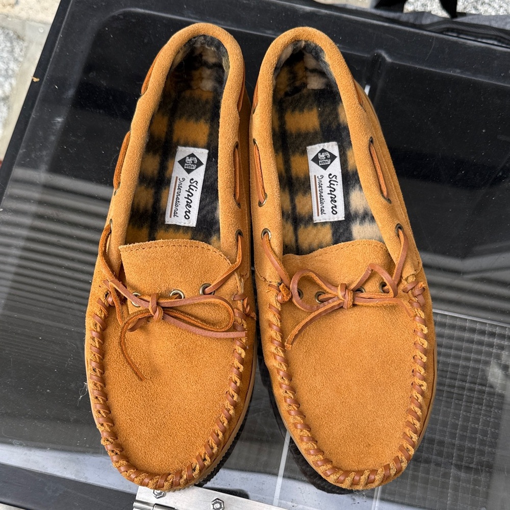 Stylish Tan Suede Loafers slippers for Men
